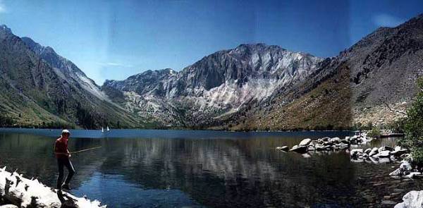 Convict Lake / Convict Lake Resort (12/31/2003)