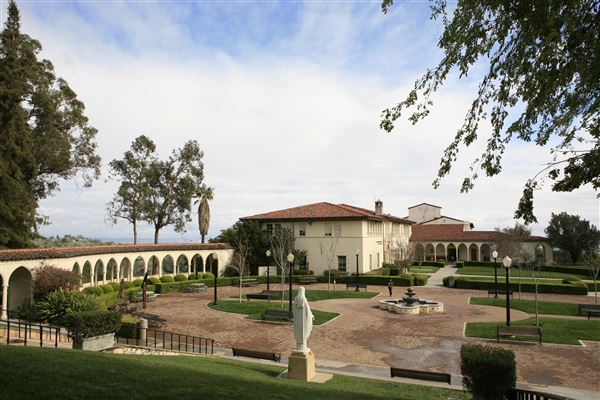 Mount Saint Mary's College, Chalon Campus (4/28/2020)