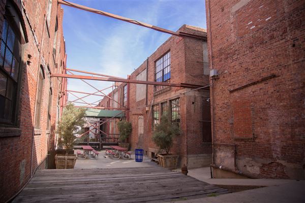 Lacy Street Production Center (11/17/2020)