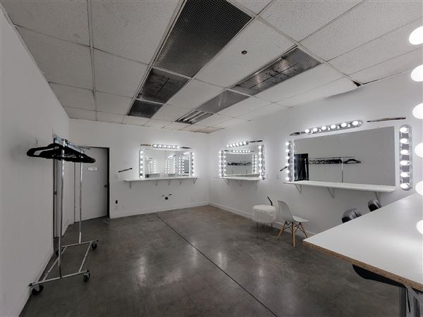 C & I Studios / Massive 25,000 Sq Ft 24-hour Production Studio in the Heart of DTLA (5/9/2022 - Credits: c&I studios)