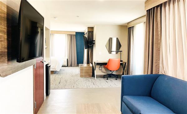Holiday Inn Express & Suites Frazier Park (3/28/2023 - Credits: Holiday Inn Express)