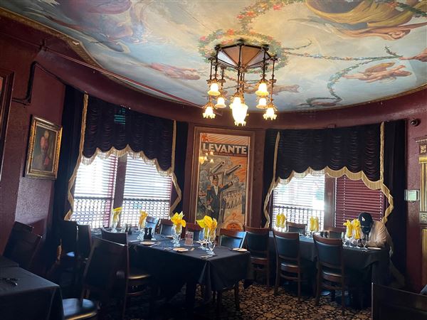 Magic Castle, The (1/3/2022)