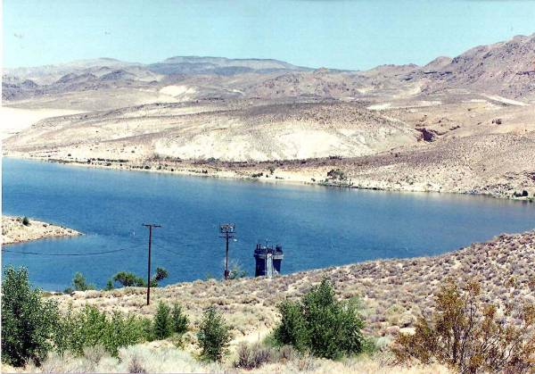 Haiwee Reservoir - LADWP (12/31/2003)