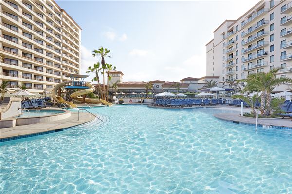 The Waterfront Beach Resort, a Hilton Hotel (9/27/2023 - Credits: Photo Courtesy of The Waterfront Beach Resort)