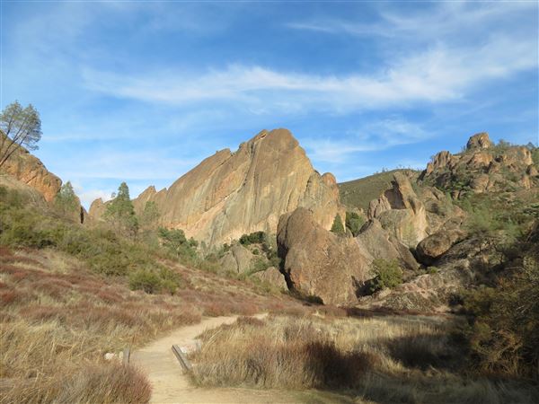 Pinnacles National Park - NPS - Along Balconies Trail (1/18/2018 - Credits: NPS / Kurt Moses)