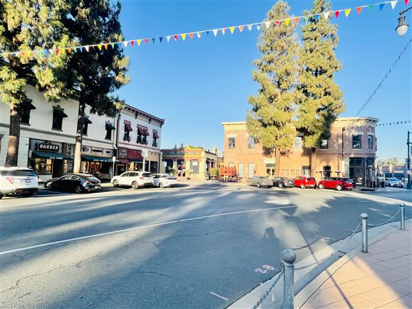 Old Towne Orange Historic District (8/27/2021 - Credits: Digital Marketing Coordinator)