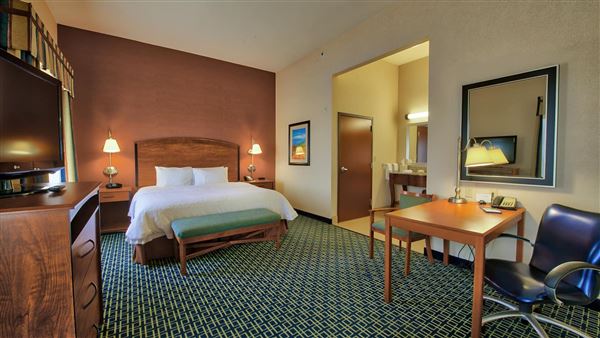 Hampton Inn & Suites Ridgecrest (3/26/2024)