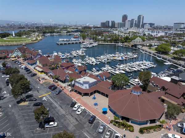 Shoreline Village (8/28/2024 - Credits: LB Locations)