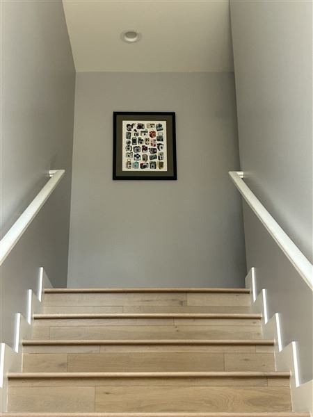 California Modern in Residential Encino Hills (2/3/2025 5:40:21 PM - Credits: submitted by:)