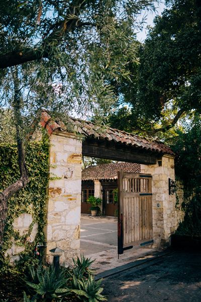 Holman Ranch (10/26/2021 - Credits: Wine Club & Marketing Manager)