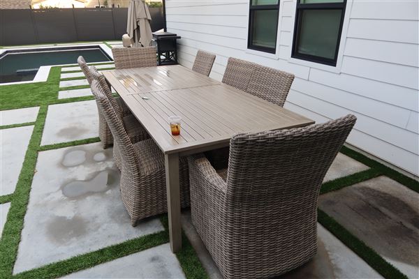 Modern Valley Home with Pool and Spacious Backyard (2/15/2025 - Credits: submitted by: Nicole  Bouzaglo)