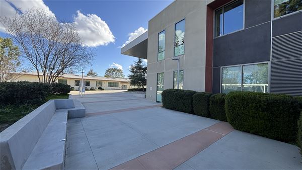Los Angeles Valley College - LAVC (3/10/2025 - Credits: Walkways)