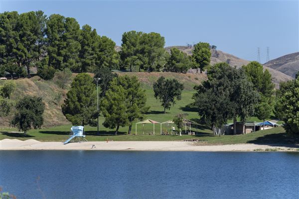 Castaic Lake State Recreation Area (SRA) - lake administered by Los Angeles County (9/12/2023 - Credits: Brian Baer)