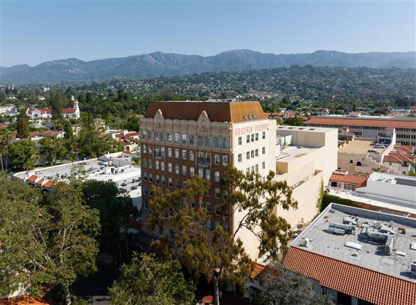 Downtown Santa Barbara - Granada Theatre (6/11/2025 - Credits: Blake Bronstad Courtesy Visit Santa Barbara)