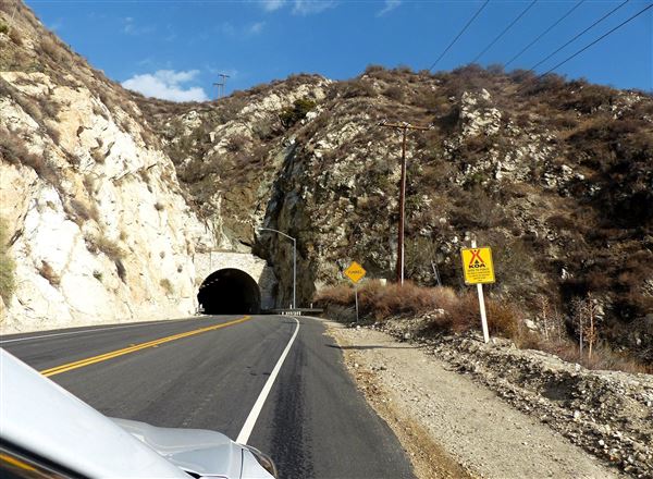 Soledad Canyon Road Tunnel (10/10/2013 - Credits: Isabelle Bullion)