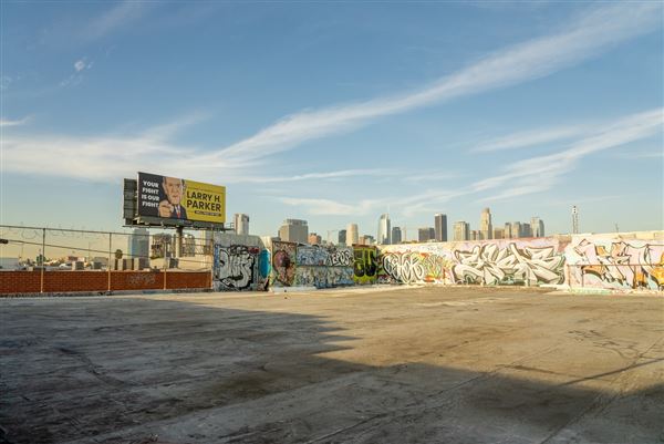 Spacious DTLA Warehouse With Office Ideal For Events/Filming (8/4/2025 - Credits: submitted by: Simon Neman)