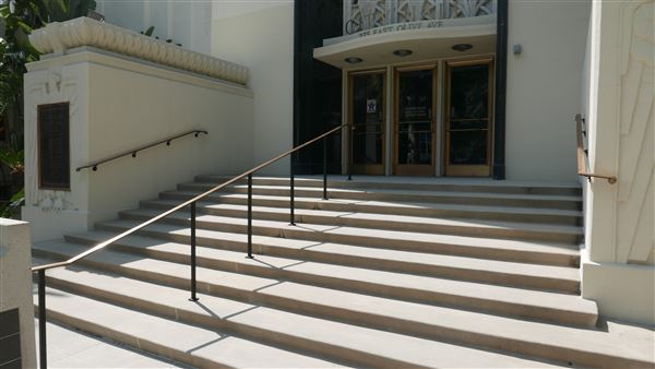 Burbank City Hall (5/4/2016 - Credits: Leo Fialho)