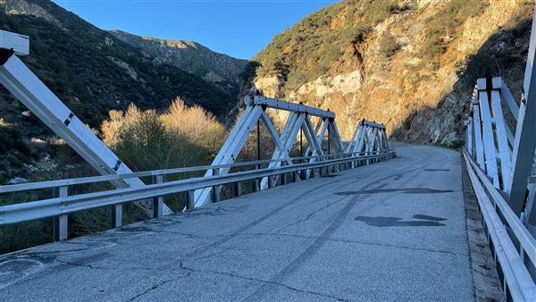 Cattle Canyon Bridge - Angeles National Forest (3/7/2022 - Credits: Leo Fialho)