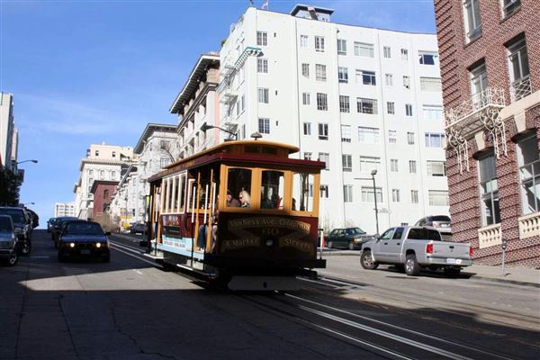 Financial District, San Francisco - California St. (10/29/2025 - Credits: San Francisco City & County Film Commission)