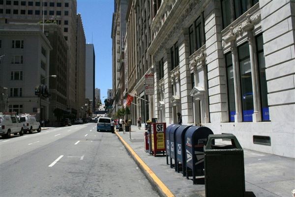 Financial District, San Francisco - Pine St. at Sansome (10/29/2025 - Credits: San Francisco City & County Film Commission)