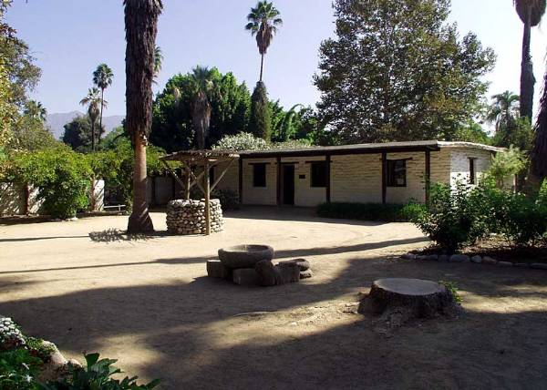 Los Angeles County Arboretum (12/31/2003)