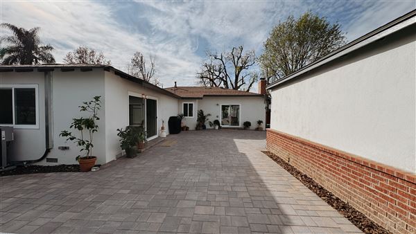 Lake Balboa Ranch Style Home (2/14/2026 - Credits: Duvier Degenhardt-Poviones)