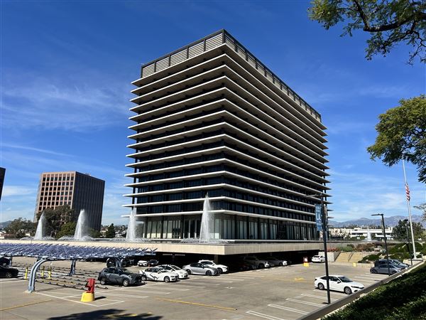 LADWP Headquarters / John Ferraro Building