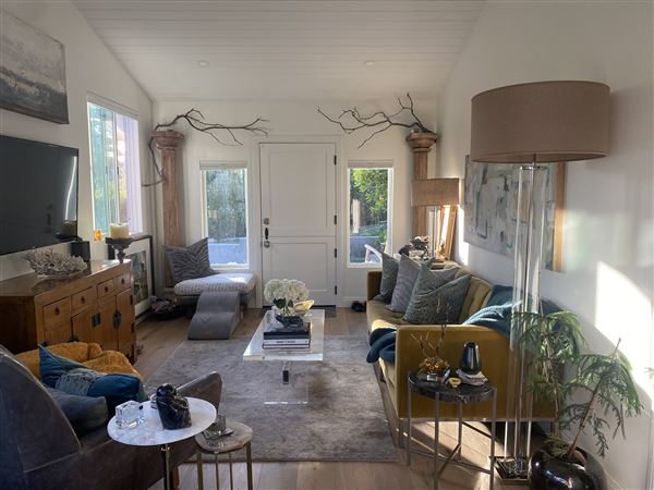 Chic Laguna Cottage (3/15/2026 - Credits: Susan Willig)