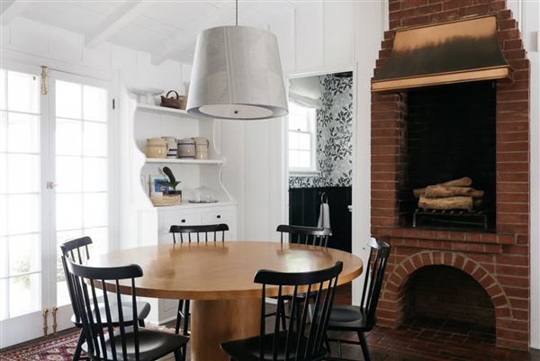 Hollywood Hills Colonial Farmhouse (5/27/2026 - Credits: adam corbett)