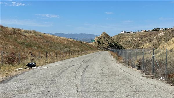 Valley Canyon Rd at Stonecrest Rd (9/9/2023 - Credits: Leo Fialho)