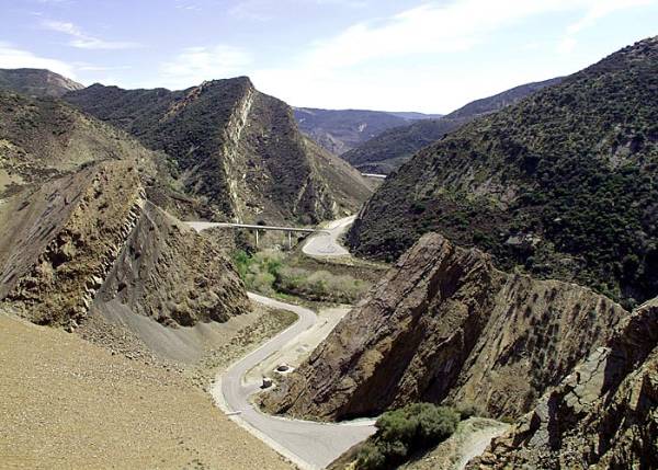 Pyramid Lake (12/31/2003)