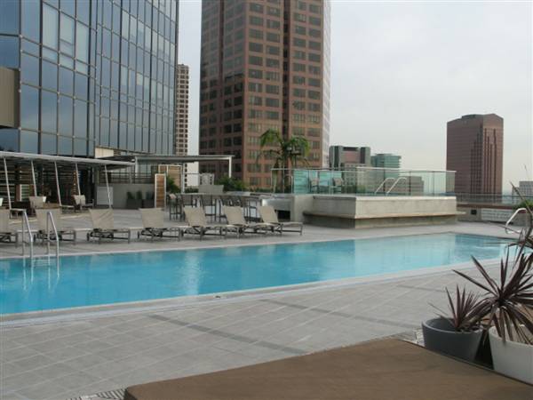 1100 Wilshire (1/27/2010 - Credits: John Grant)