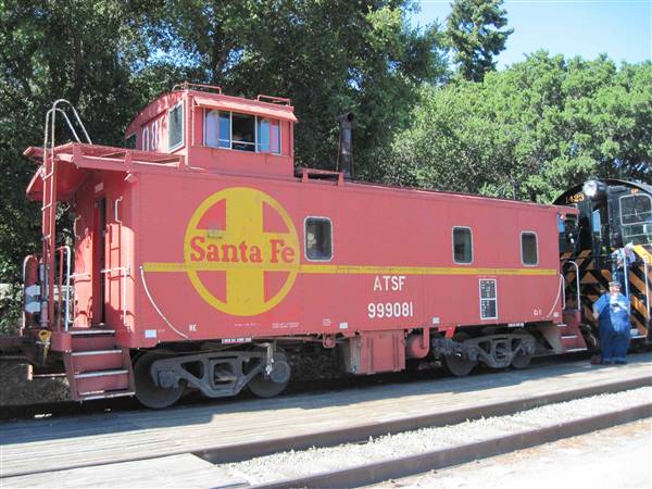 Niles Canyon Railway & Sunol Depot (7/21/2010)