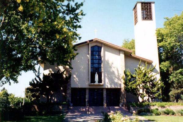St Eugene's Catholic Cathedral (12/31/2003)