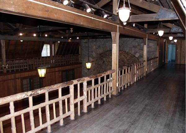 Tallac Historic Site / Valhalla Estate & Great Hall / Heller Estate / Boathouse Theatre (12/31/2003)