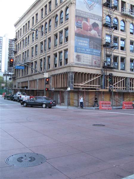 Broadway (9/1/2010 - Credits: Lindsay Mizrahi)