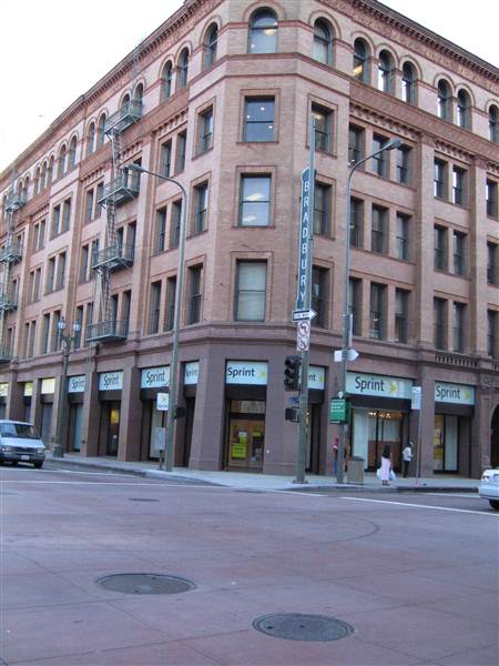 Broadway (9/1/2010 - Credits: Lindsay Mizrahi)