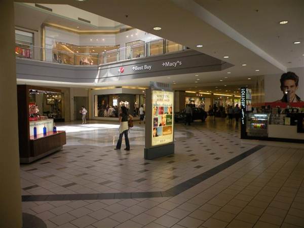 Plaza West Covina (5/11/2011)
