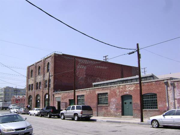 Nate Starkman Building (6/8/2011 - Credits: J. Steven Witkowski)