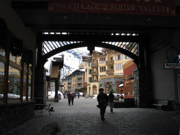 The Village at Palisades Tahoe (2/3/2009)