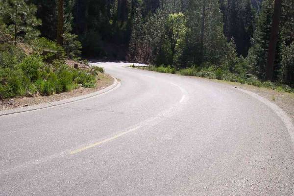 Beasore Road - More Mountain Roads at www.filmyosemite.com (5/31/2009 - Credits: Dave Wolin)