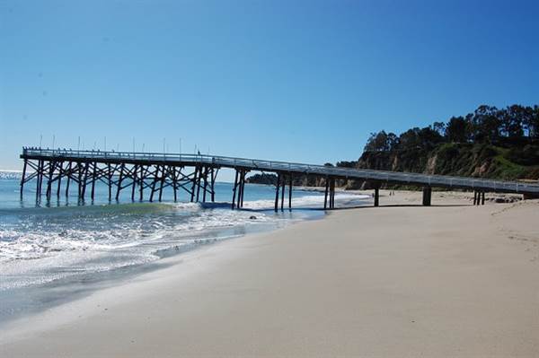 Paradise Cove Beach, Pier, & Cafe - Private (10/29/2013 - Credits: David Golden)