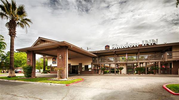 Best Western Shadow Inn (8/26/2015 - Credits: http://bestwesterncalifornia.com/hotels/best-western-shadow-inn)