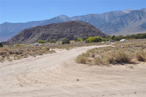 Alabama Hills - Bureau of Land Management / BLM - Bishop Field Office (4/12/2016 - Credits: Photo by Robin Citrin)