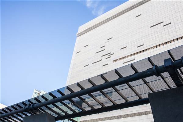 Caltrans District 7 Headquarters - EXTERIOR FILMING ONLY (4/15/2016 - Credits: Photo courtesy of Gillian Bissonnette, California Film Commission)