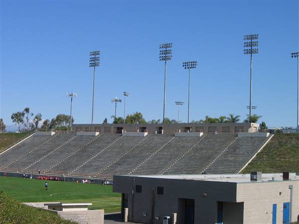 California State University, Fullerton (8/26/2007 - Credits: By Greenstrat at English Wikipedia (Transferred from en.wikipedia to Commons.) [Public domain], via Wikimedia Commons)