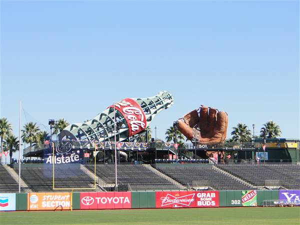 Oracle Park (10/18/2011 - Credits: By Neurosiensf (Own work) [CC BY-SA 3.0 (http://creativecommons.org/licenses/by-sa/3.0)], via Wikimedia Commons)