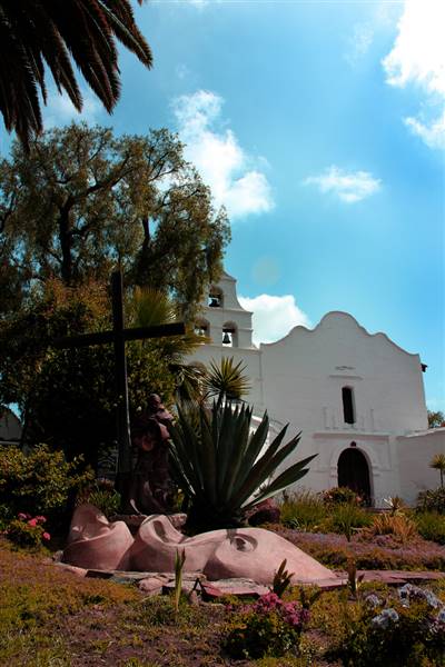 Mission San Diego de Alcala - San Diego Mission (4/29/2011 - Credits: "Mission San Diego de Alcala-87" by Rachel Titiriga (CC BY 2.0)[https://creativecommons.org/licenses/by/2.0/legalcode]https://www.flickr.com/photos/pocait/)