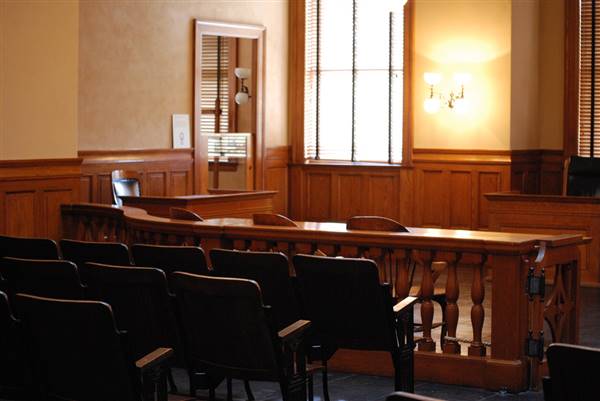 Old Orange County Courthouse (12/28/2009 - Credits: "DSC_0044" by Traci Hall (CC BY-SA 2.0)[https://creativecommons.org/licenses/by-sa/2.0/legalcode]https://www.flickr.com/photos/twobears2/)