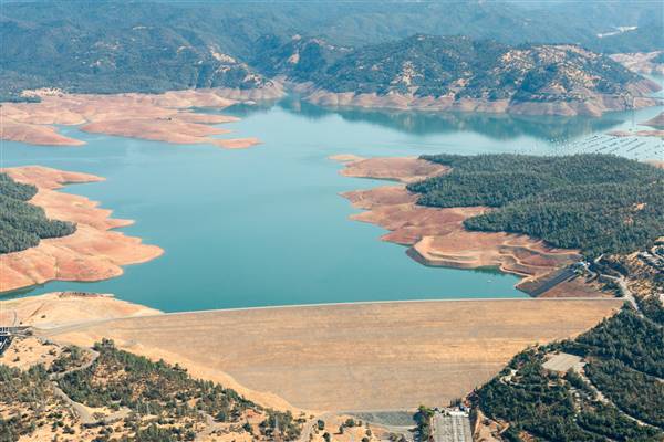 Lake Oroville State Recreation Area (SRA) (9/18/2015 - Credits: Photo by: California Department of Water Resources)